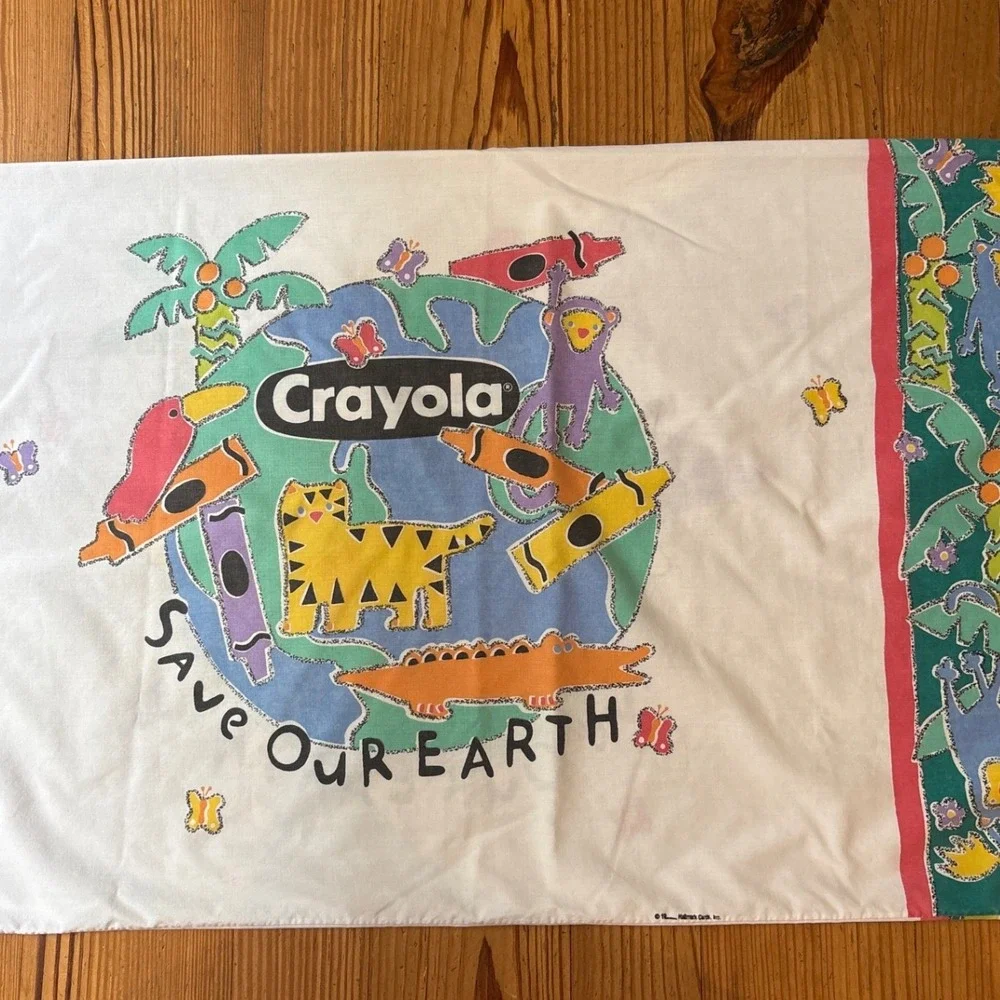 Crayola Pillowcase Set Kids White Vintage Save Our Earth Graphic SIZE Queen